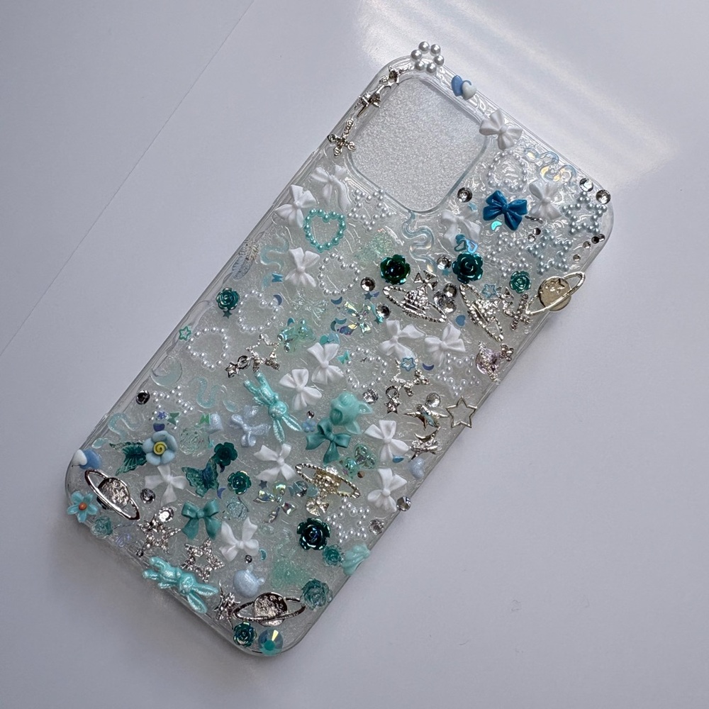 Decorative Blue and White Phone Case - Picture 1 of 1